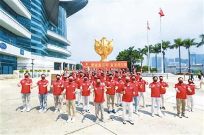 淮南青年志愿者亮相服务转型发展大会