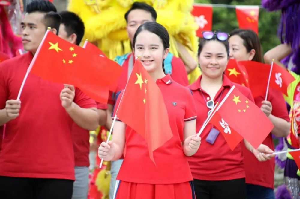 中建三局一公司团委在浙江推出“微笑亭”志愿服务 v3.55.8.25官方正式版